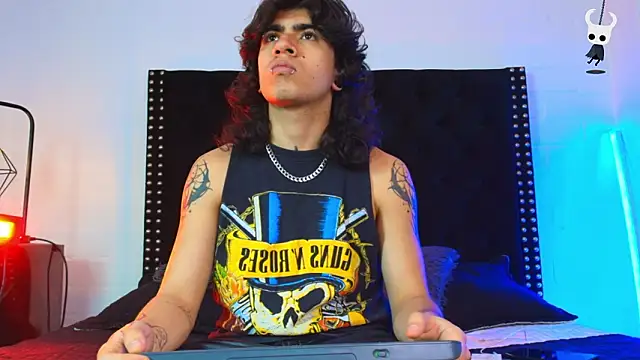 Axell Kussh online show from February 14, 2026, 2:47 pm