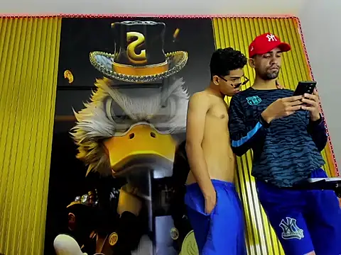 Snapshot of couplehot_sex_ chatting on February 14, 2026, 7:32 pm couplehot sex online show from February 14, 2026, 7:32 pm