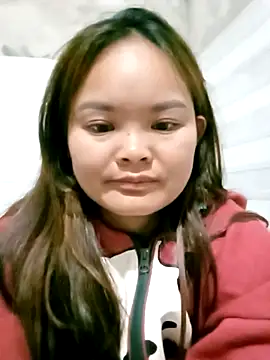 Snapshot of Luminana chatting on February 19, 2026, 11:23 pm Luminana online show from February 19, 2026, 11:23 pm