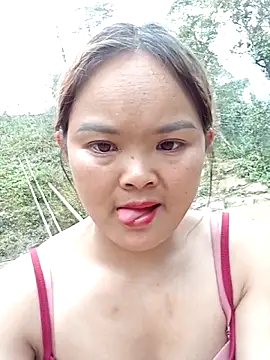 Snapshot of Luminana chatting on March 2, 2026, 5:19 am Luminana online show from March 2, 2026, 5:19 am