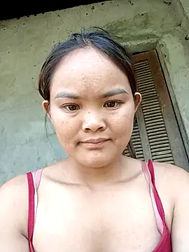 Luminana online show from April 21, 2026, 6:41 am