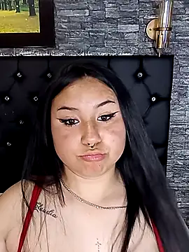  NiniSweet online show from March 5, 2026, 8:27 pm