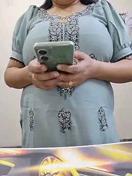 SexybeboX online show from April 5, 2026, 6:43 am