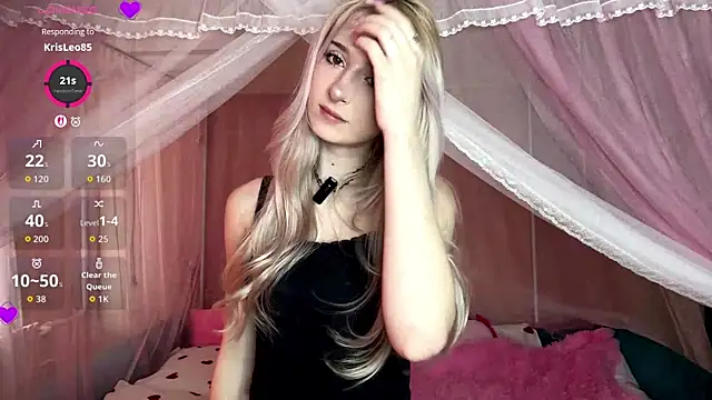 Snapshot of EvaQT chatting on March 2, 2026, 7:59 am EvaQT online show from March 2, 2026, 7:59 am