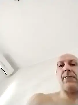 Hardlongbig online show from February 7, 2026, 7:45 am