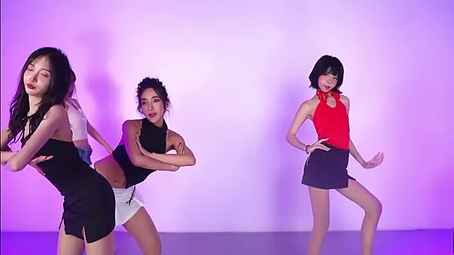 Snapshot of Believe-girl chatting on February 26, 2026, 12:26 pm Believe-girl online show from February 26, 2026, 12:26 pm