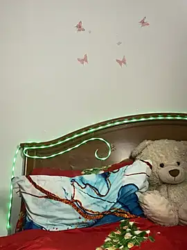 Snapshot of Amber_Sinn chatting on March 2, 2026, 7:32 pm Amber Sinn online show from March 2, 2026, 7:32 pm