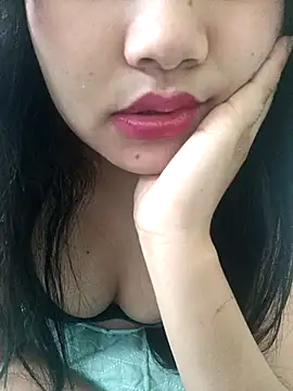 EliraMoon online show from March 17, 2026, 11:52 pm