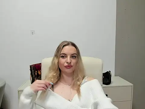 Snapshot of BlankaXCute chatting on February 10, 2026, 3:05 pm BlankaXCute online show from February 10, 2026, 3:05 pm