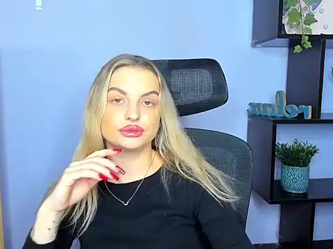 Snapshot of BlankaXCute chatting on February 16, 2026, 2:46 pm BlankaXCute online show from February 16, 2026, 2:46 pm