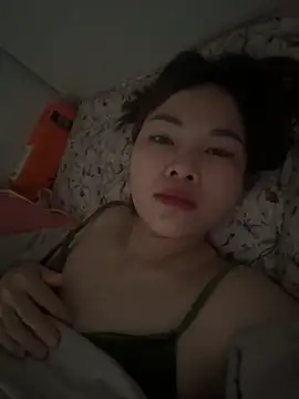 Snapshot of Loyalty-love chatting on February 25, 2026, 2:32 am Loyalty-love online show from February 25, 2026, 2:32 am