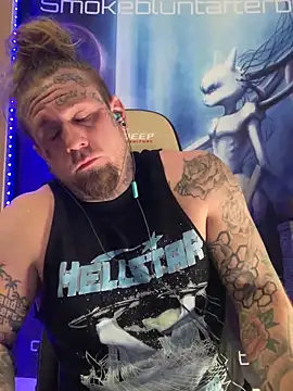 Smokebluntafterblunt online show from February 12, 2026, 4:18 am