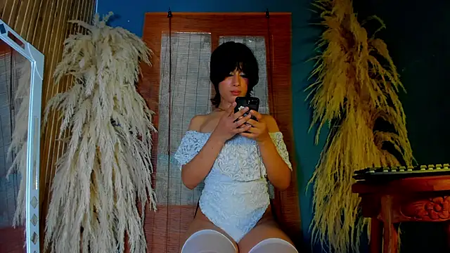 sophia storm01 online show from February 12, 2026, 1:28 pm