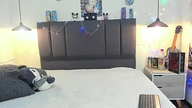  ScarletRose online show from February 23, 2026, 7:55 pm