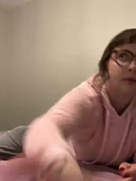 Snapshot of bunnionline chatting on February 8, 2026, 6:28 am bunnionline online show from February 8, 2026, 6:28 am