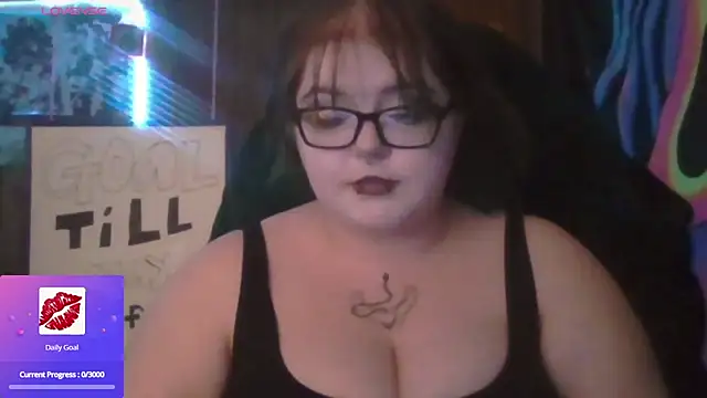 Snapshot of thatskarma chatting on March 2, 2026, 9:38 am thatskarma online show from March 2, 2026, 9:38 am