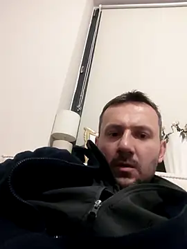 Snapshot of defaktor chatting on February 17, 2026, 4:13 pm defaktor online show from February 17, 2026, 4:13 pm