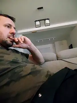 Snapshot of defaktor chatting on February 27, 2026, 8:53 pm defaktor online show from February 27, 2026, 8:53 pm