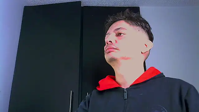 Thommas8a online show from February 14, 2026, 2:52 am