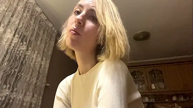 CharmingBlonde online show from February 19, 2026, 6:15 pm