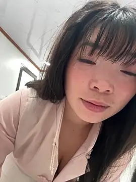 Snapshot of cuty_lusy chatting on February 27, 2026, 11:27 pm cuty lusy online show from February 27, 2026, 11:27 pm