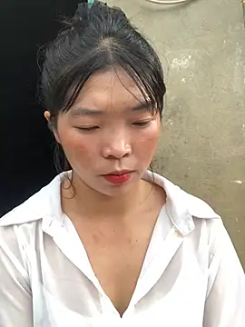 cuty lusy online show from June 8, 2026, 12:36 am