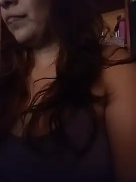 Snapshot of Lindagirlcum chatting on February 15, 2026, 7:32 pm Lindagirlcum online show from February 15, 2026, 7:32 pm