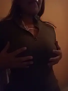 Snapshot of Lindagirlcum chatting on February 17, 2026, 1:18 pm Lindagirlcum online show from February 17, 2026, 1:18 pm