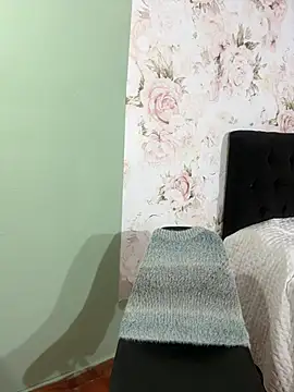 Snapshot of AriBeautiful chatting on February 16, 2026, 7:26 am AriBeautiful online show from February 16, 2026, 7:26 am