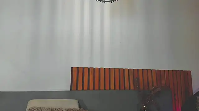 AndraCyruss online show from March 20, 2026, 10:47 pm