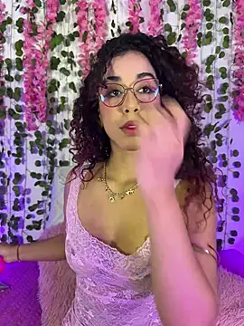 Snapshot of Woo_isDaphne chatting on February 20, 2026, 11:05 pm Woo isDaphne online show from February 20, 2026, 11:05 pm