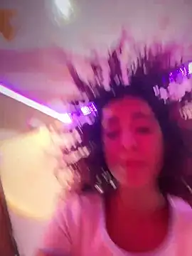 Woo isDaphne online show from March 14, 2026, 11:10 pm