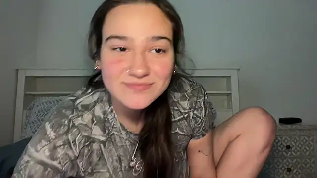 anitayurmoniii online show from May 1, 2026, 10:25 pm