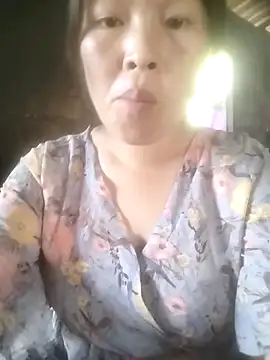 Snapshot of Yang-my- chatting on May 14, 2026, 4:30 am Yang-my- online show from May 14, 2026, 4:30 am