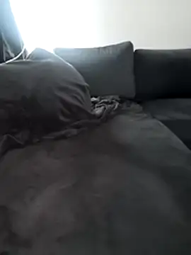 Snapshot of AkuManis chatting on February 16, 2026, 12:34 pm AkuManis online show from February 16, 2026, 12:34 pm