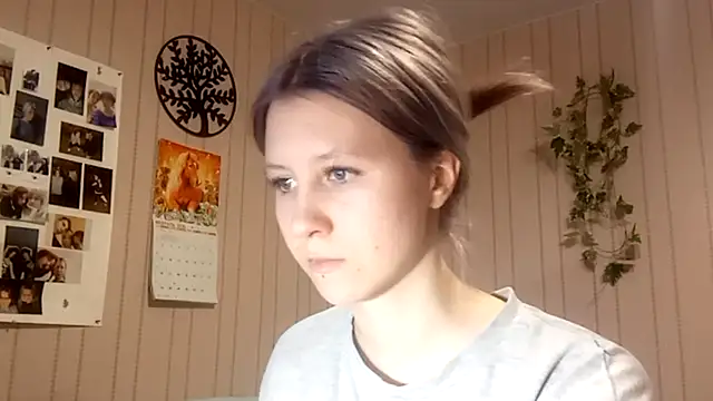 RunawayBr1de online show from February 28, 2026, 3:24 pm