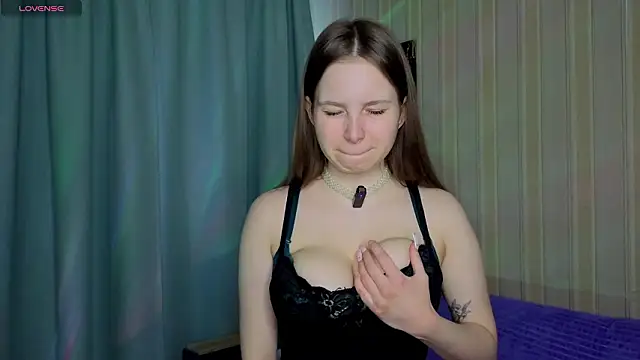 Eva  angel  online show from March 29, 2026, 7:08 am