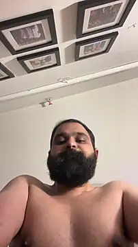 beerboy2222 online show from May 15, 2026, 7:10 pm