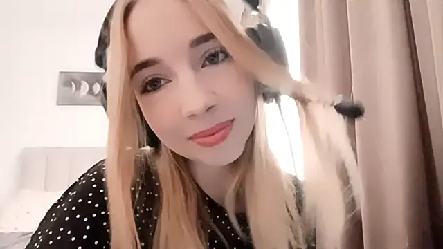 Snapshot of WackyNome chatting on February 10, 2026, 6:06 am WackyNome online show from February 10, 2026, 6:06 am