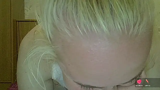 CurvyWild Lady30 online show from May 11, 2026, 7:55 pm