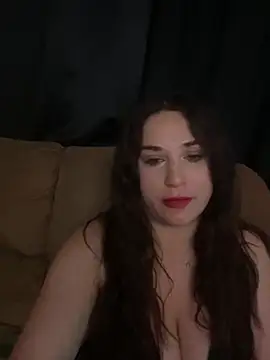 VelvetBrunetteXo online show from June 9, 2026, 2:23 am