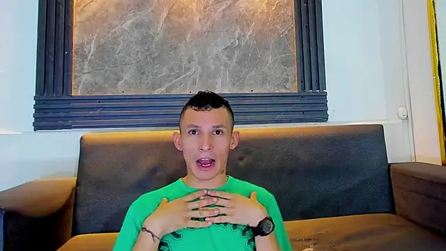 Snapshot of Isaak_26 chatting on February 22, 2026, 12:15 pm Isaak 26 online show from February 22, 2026, 12:15 pm