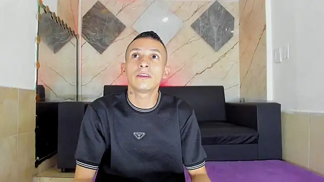 Isaak 26 online show from March 31, 2026, 6:41 pm