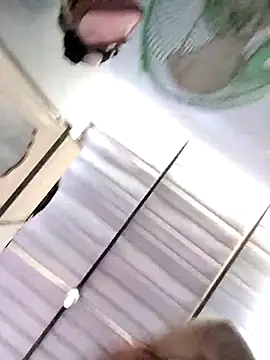 Snapshot of diablita48 chatting on February 15, 2026, 4:14 pm diablita48 online show from February 15, 2026, 4:14 pm