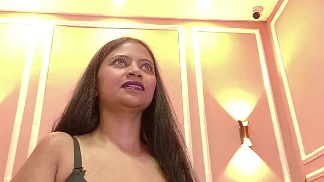 SuzyFox  online show from March 4, 2026, 8:48 pm