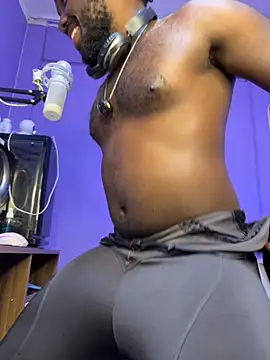 Ebanhot online show from February 13, 2026, 3:46 am