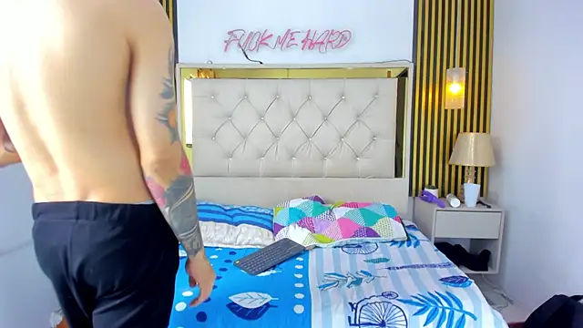 Adventurous Boys online show from April 10, 2026, 6:12 pm