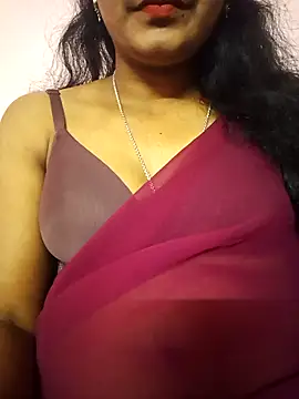 Snapshot of manu_sexy_ chatting on February 21, 2026, 6:20 pm manu sexy online show from February 21, 2026, 6:20 pm