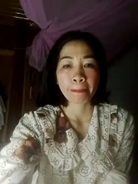 Snapshot of -Lundy- chatting on February 11, 2026, 1:05 pm -Lundy- online show from February 11, 2026, 1:05 pm