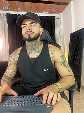 Benjii Carter1 online show from March 29, 2026, 4:01 am